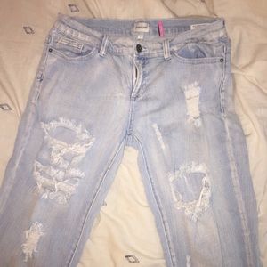 Size 7 boyfriend style jeans